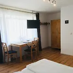 Gaestehaus Sommertal, Eigener Parkplatz, 800m Zum Bodensee, 300m Zur Altstadt Meersburg