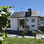 Gaestehaus Sommertal, Eigener Parkplatz, 800m Zum Bodensee, 300m Zur Altstadt Meersburg