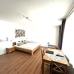 Πανσιόν Gaestehaus Sommertal, Eigener Parkplatz, 800m Zum Bodensee, 300m Zur Altstadt Meersburg
