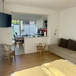 Gaestehaus Sommertal, Eigener Parkplatz, 800m Zum Bodensee, 300m Zur Altstadt Πανσιόν Meersburg