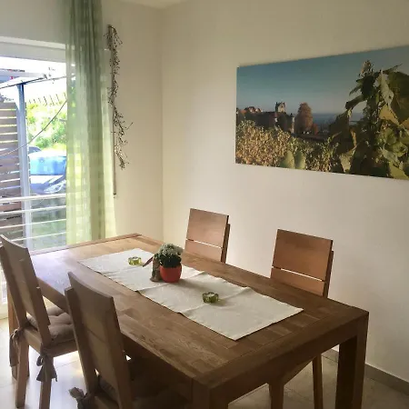 Gaestehaus Sommertal, Eigener Parkplatz, 800m Zum Bodensee, 300m Zur Altstadt Maison d'hôtes Meersburg