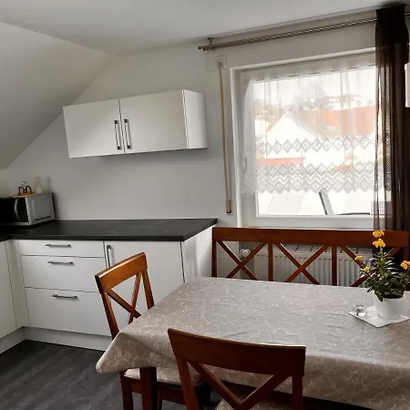 Gaestehaus Sommertal, Eigener Parkplatz, 800m Zum Bodensee, 300m Zur Altstadt Maison d'hôtes 4*