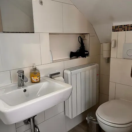 Gaestehaus Sommertal, Eigener Parkplatz, 800m Zum Bodensee, 300m Zur Altstadt