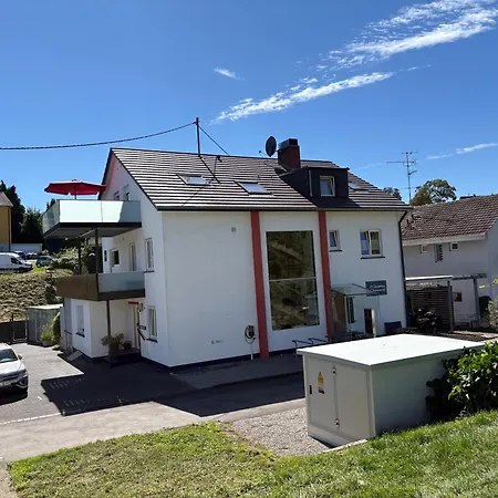 Gaestehaus Sommertal, Eigener Parkplatz, Pool, 800M Zum Bodensee