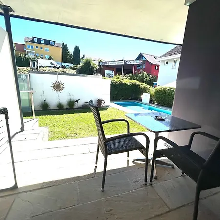 Gaestehaus Sommertal, Eigener Parkplatz, Pool, 800m Zum Bodensee 4* 梅尔斯堡