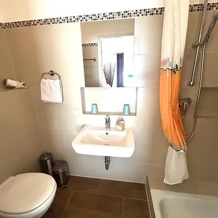 Maison d'hôtes Gaestehaus Sommertal, Eigener Parkplatz, 800m Zum Bodensee, 300m Zur Altstadt