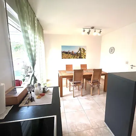 Maison d'hôtes Gaestehaus Sommertal, Eigener Parkplatz, 800m Zum Bodensee, 300m Zur Altstadt 4*