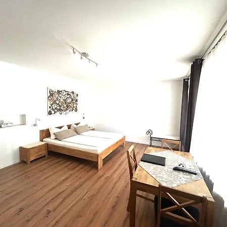 招待所 Gaestehaus Sommertal, Eigener Parkplatz, Pool, 800m Zum Bodensee 梅尔斯堡
