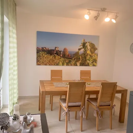 Gaestehaus Sommertal, Eigener Parkplatz, Pool, 800m Zum Bodensee 게스트하우스