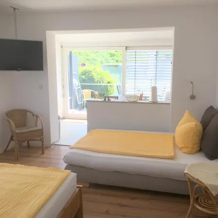 게스트하우스 Gaestehaus Sommertal, Eigener Parkplatz, Pool, 800m Zum Bodensee