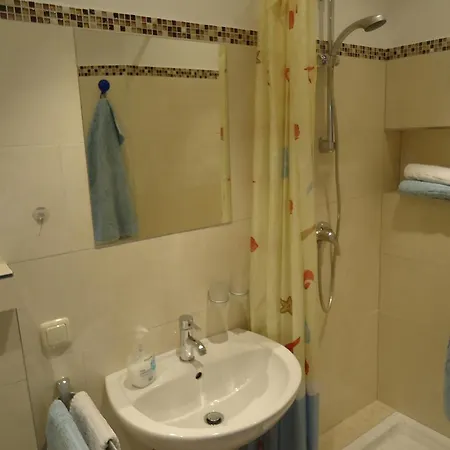 Gaestehaus Sommertal, Eigener Parkplatz, 800m Zum Bodensee, 300m Zur Altstadt Maison d'hôtes Meersburg