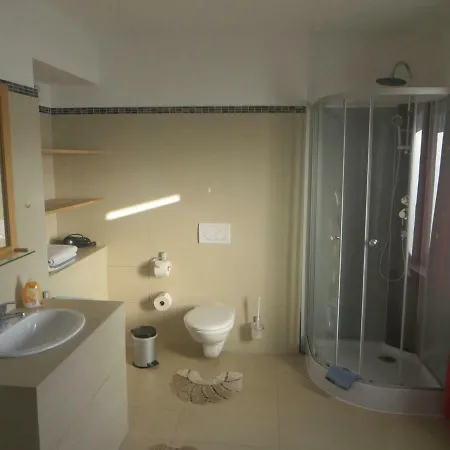 Vendégház Gaestehaus Sommertal, Eigener Parkplatz, Pool, 800M Zum Bodensee 4*