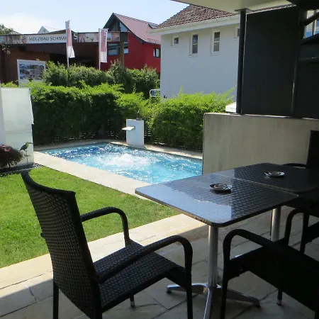 Gaestehaus Sommertal, Eigener Parkplatz, 800m Zum Bodensee, 300m Zur Altstadt Maison d'hôtes