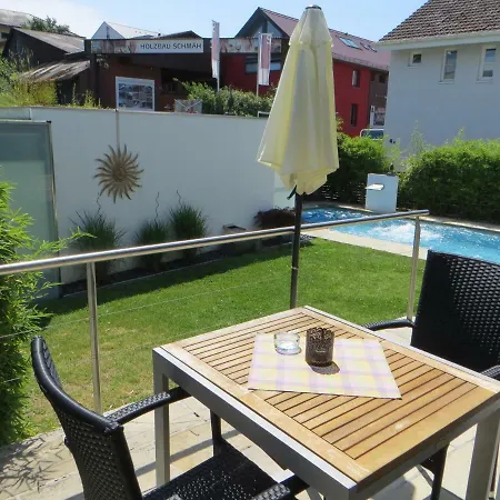 Gaestehaus Sommertal, Eigener Parkplatz, 800m Zum Bodensee, 300m Zur Altstadt Maison d'hôtes