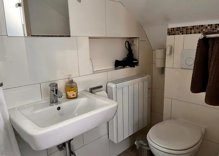 Gaestehaus Sommertal, Eigener Parkplatz, 800m Zum Bodensee, 300m Zur Altstadt