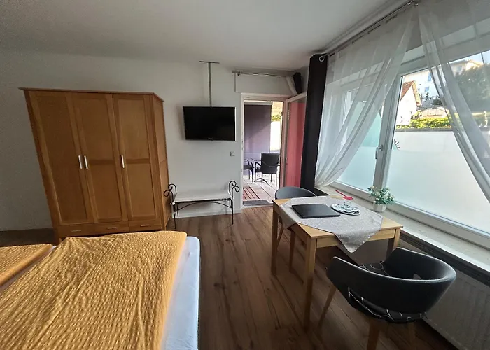 Gaestehaus Sommertal, Eigener Parkplatz, 800m Zum Bodensee, 300m Zur Altstadt