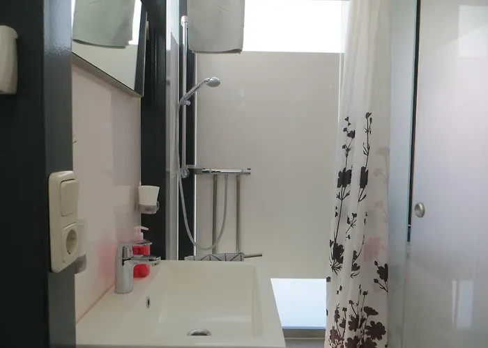 Gaestehaus Sommertal, Eigener Parkplatz, 800m Zum Bodensee, 300m Zur Altstadt 4*